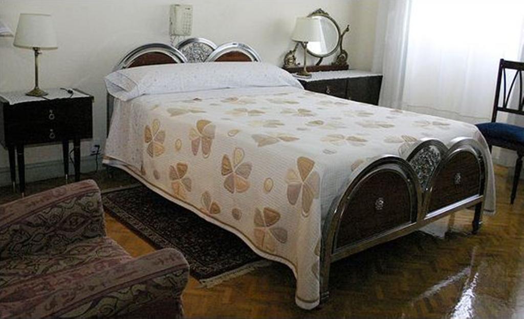 Hostal Delfina Мадрид Стая снимка